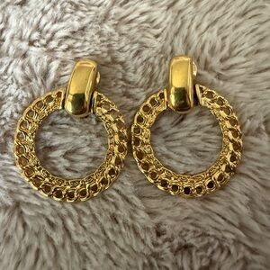 VINTAGE 80 90s MONET CHUNKY GOLD TONE DOOR KNOCKER‎ CHAIN DROP EARRINGS CLIP ON